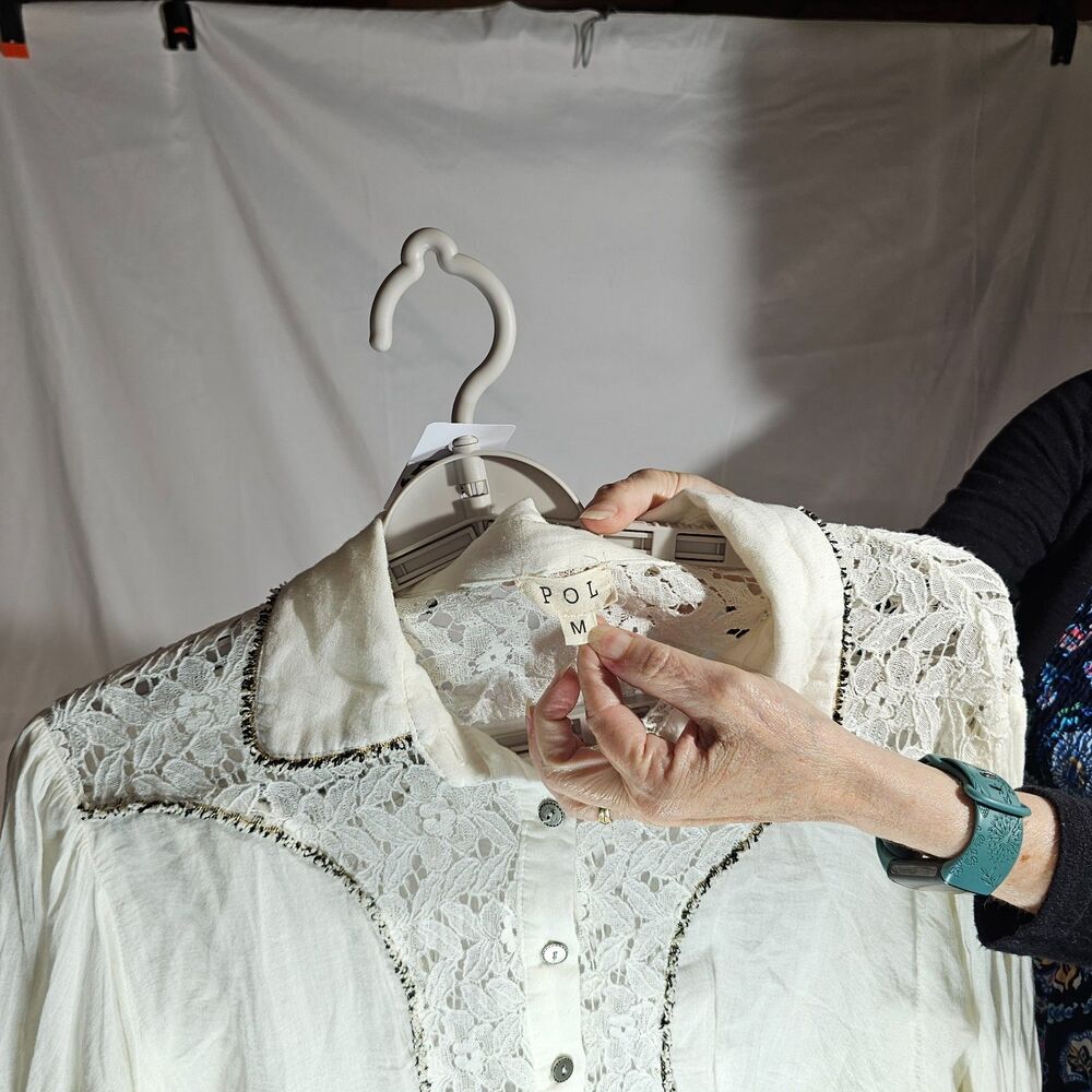 POL Boho Floral Lace Western Button Down Shirt Raw Trim Ivory Cream Size M